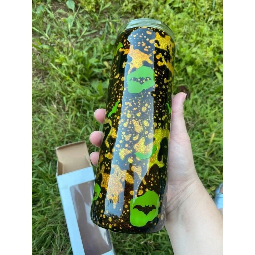 Spooky bat leopard print neon green tumbler